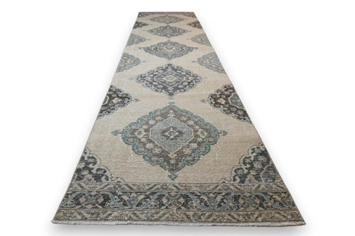 Soft sand-beige Usak runner - G671