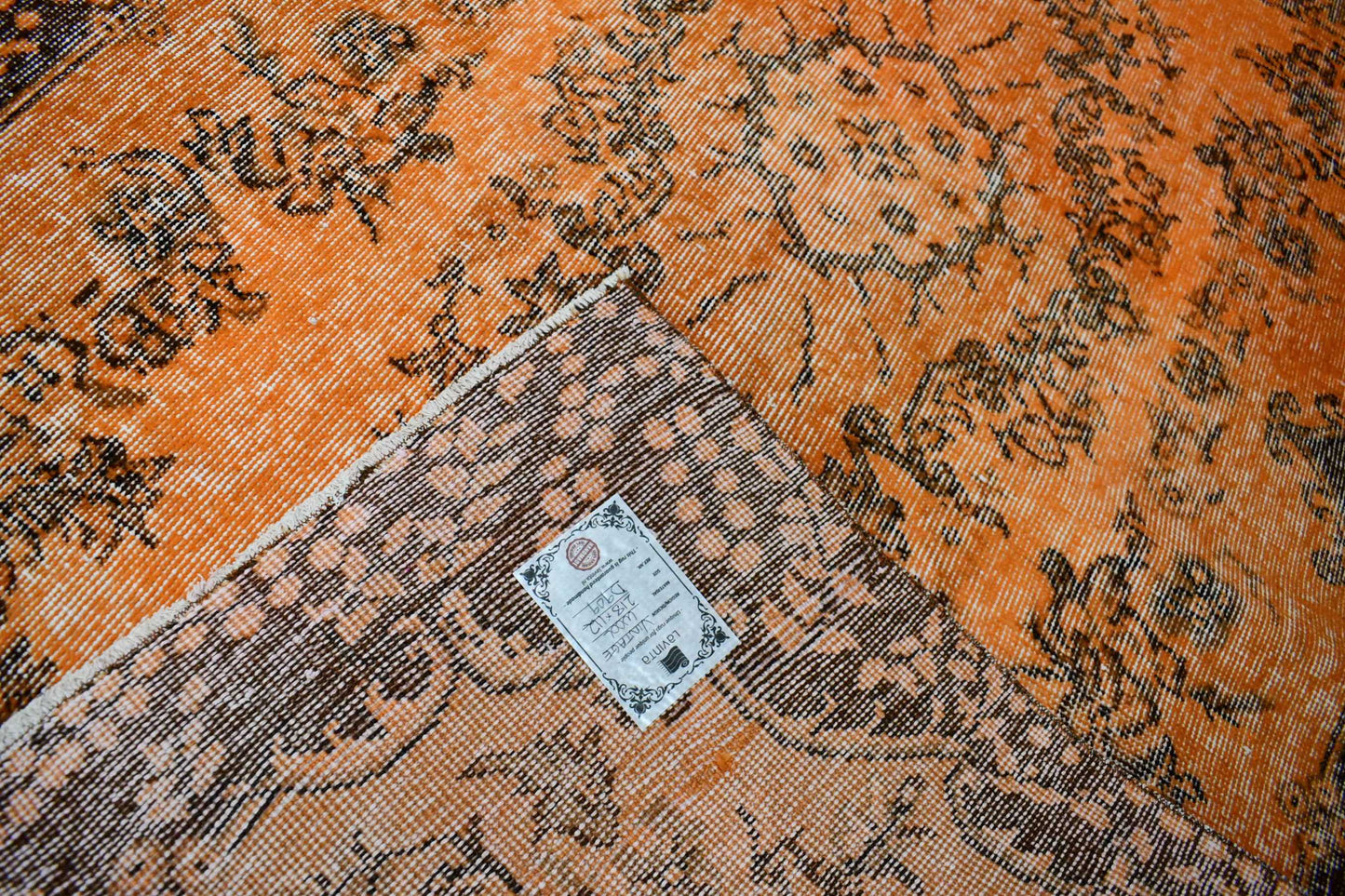 Orange vintage rug - D909