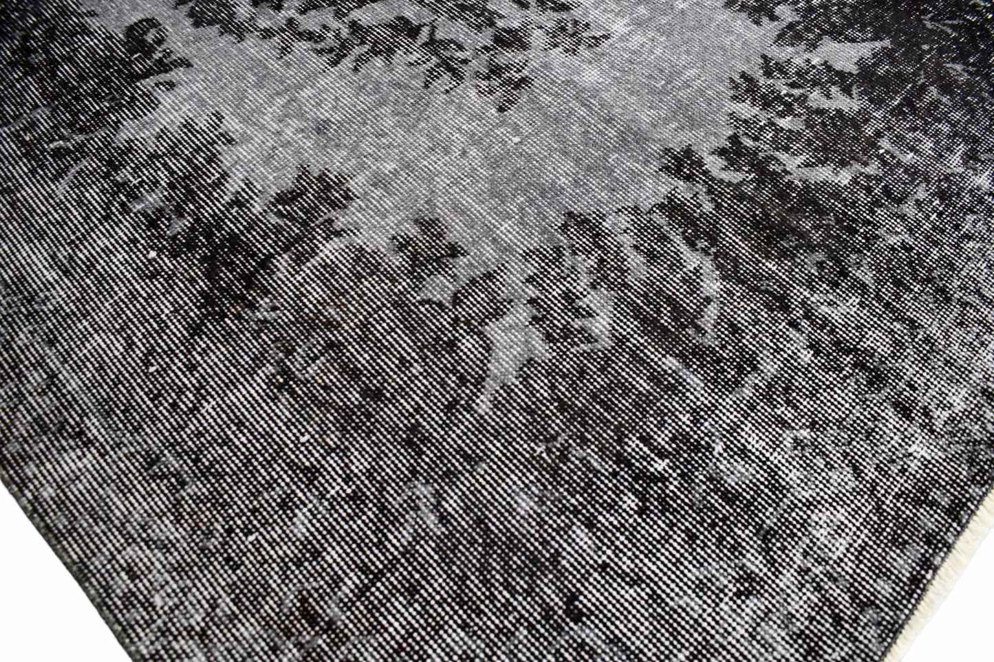 Gray vintage rug - E164