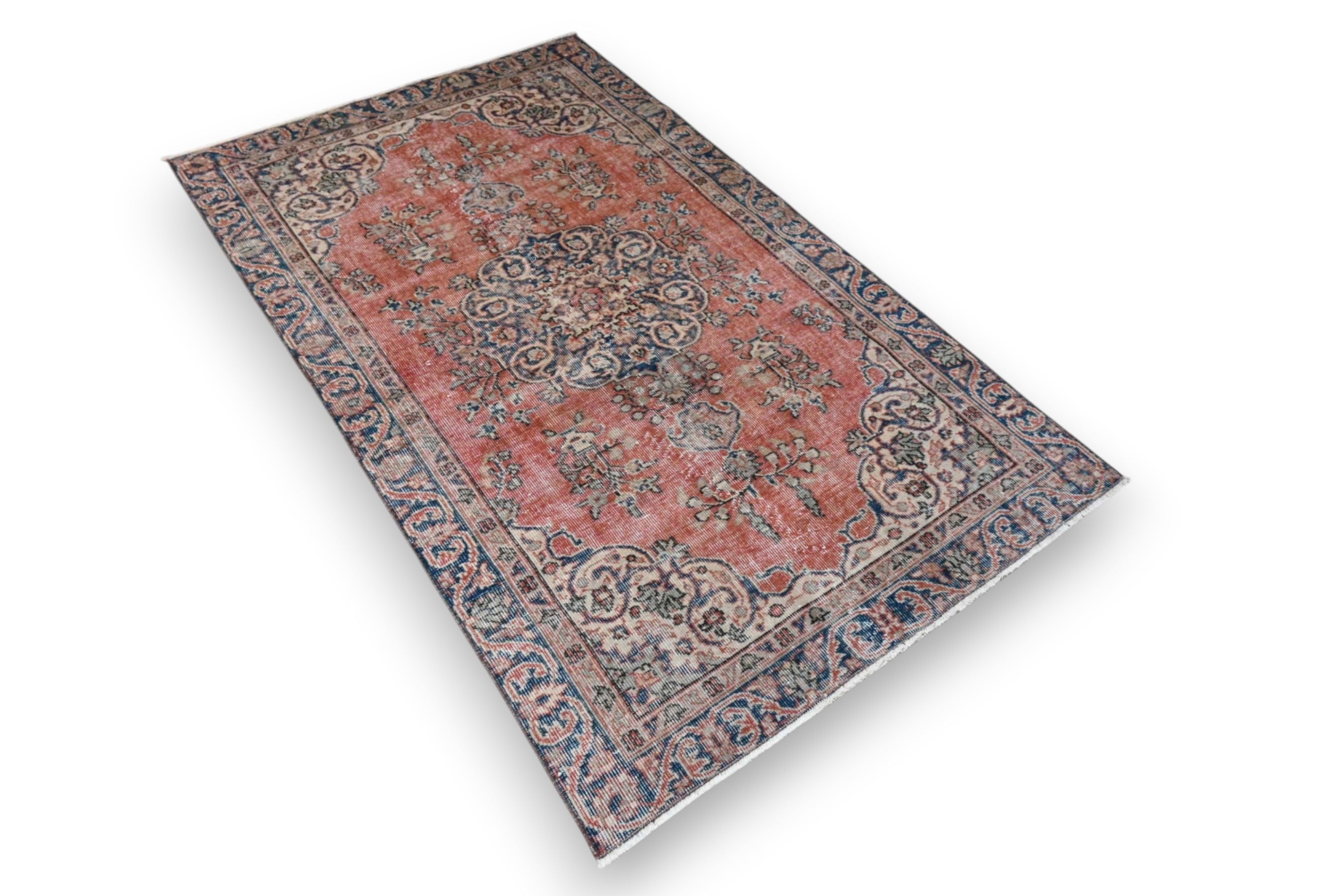 Robust Coral Vintage Rug - G375