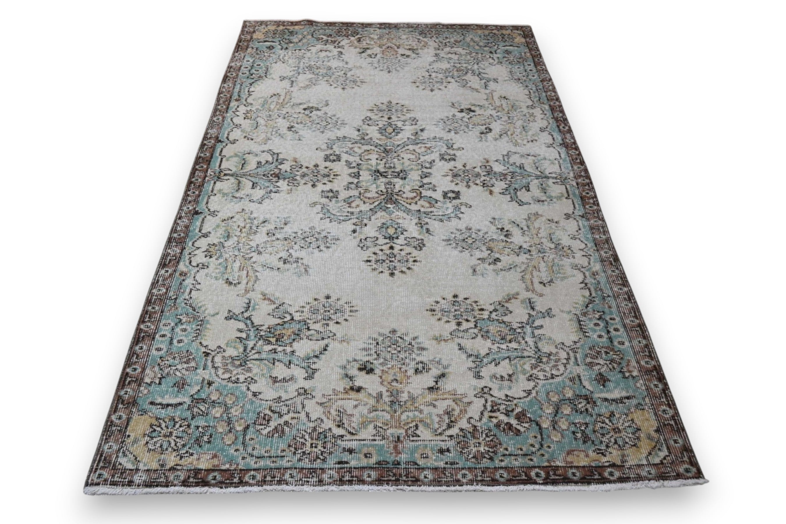 Subtiel crème vintage vloerkleed detail - G385