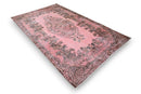 Zacht poederroze vintage vloerkleed hoek - G420