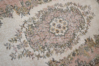 Ivory vintage rug - G469
