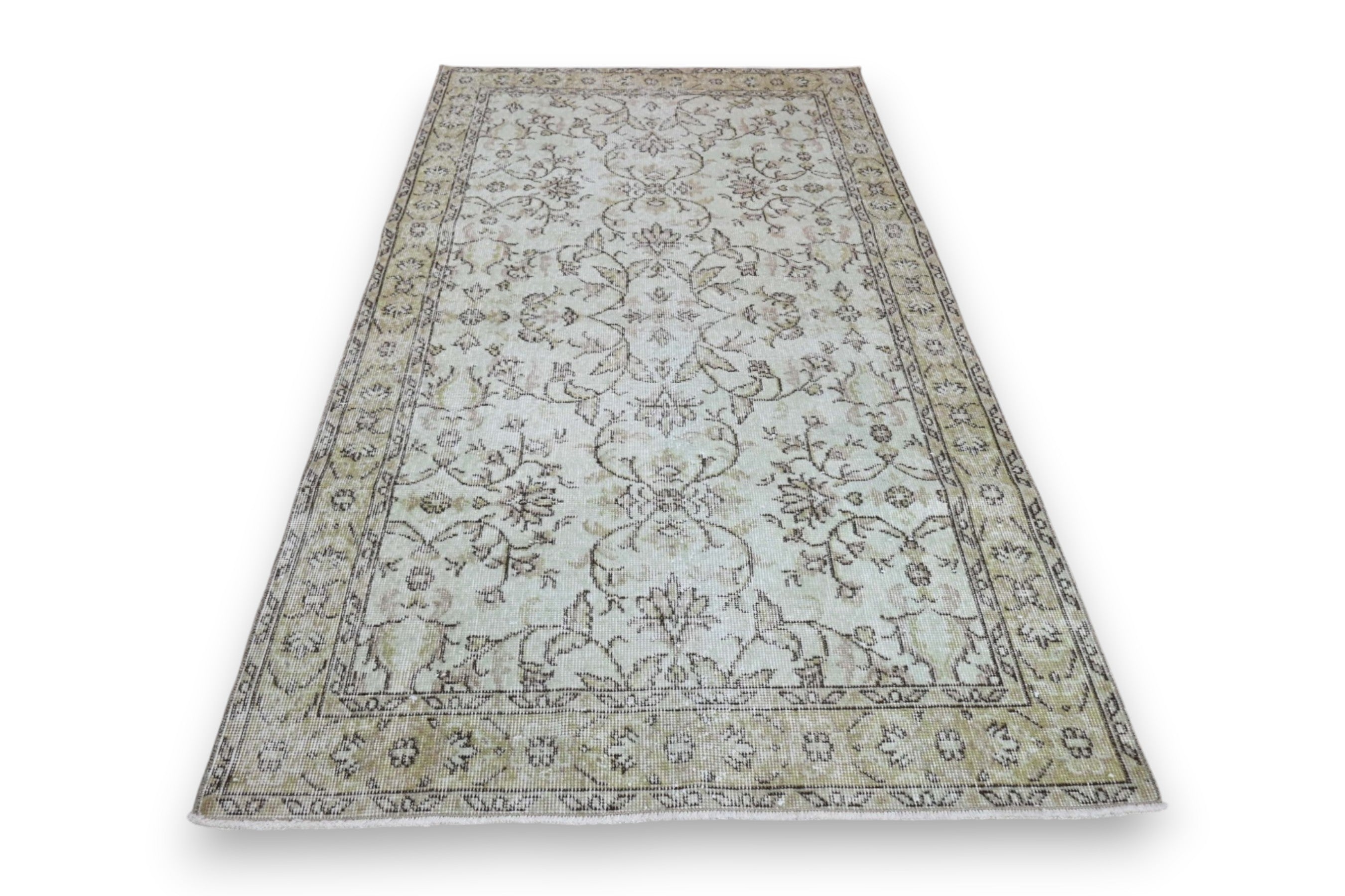 Ethnic cream vintage rug - G480