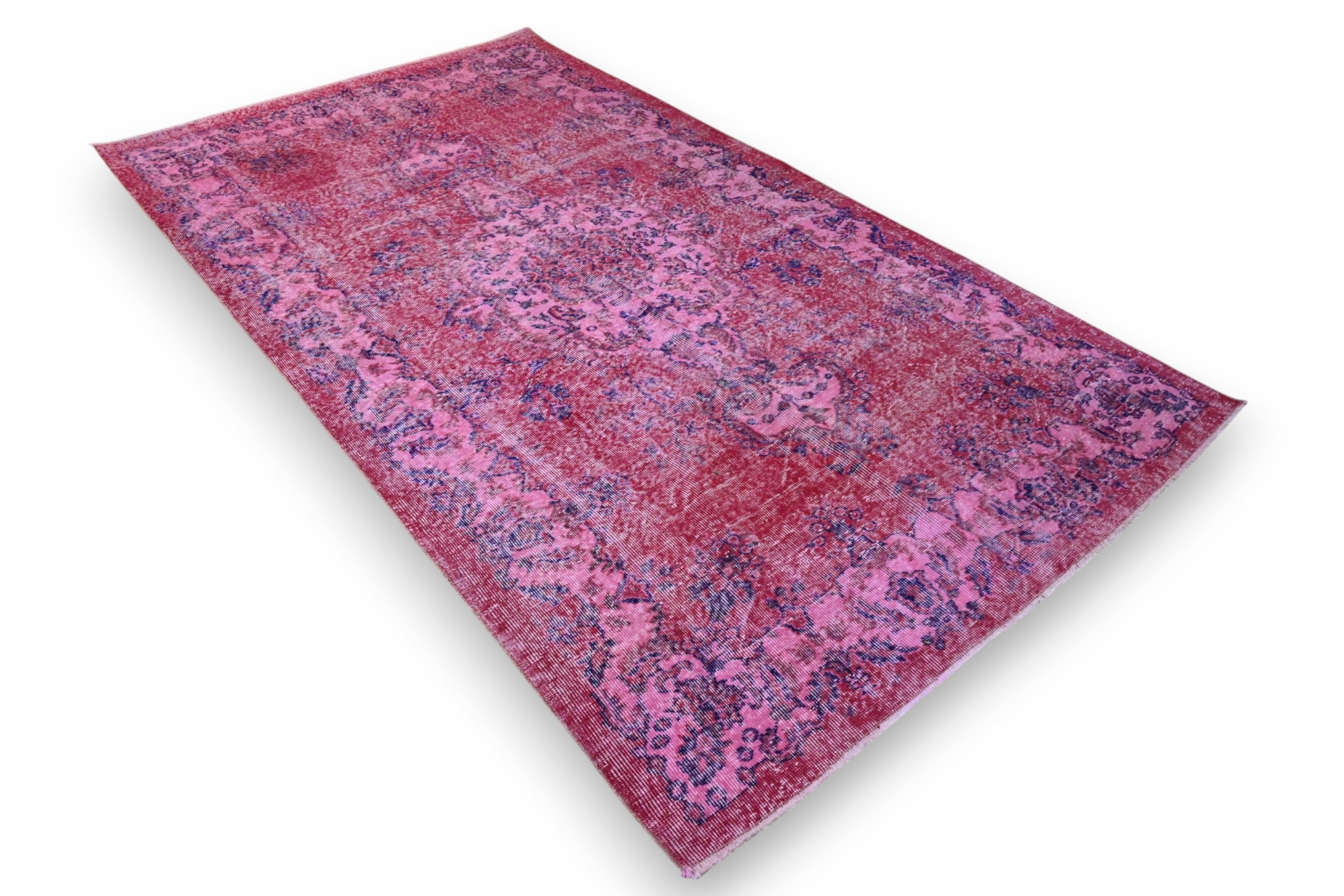 Deep magenta vintage rug - G517