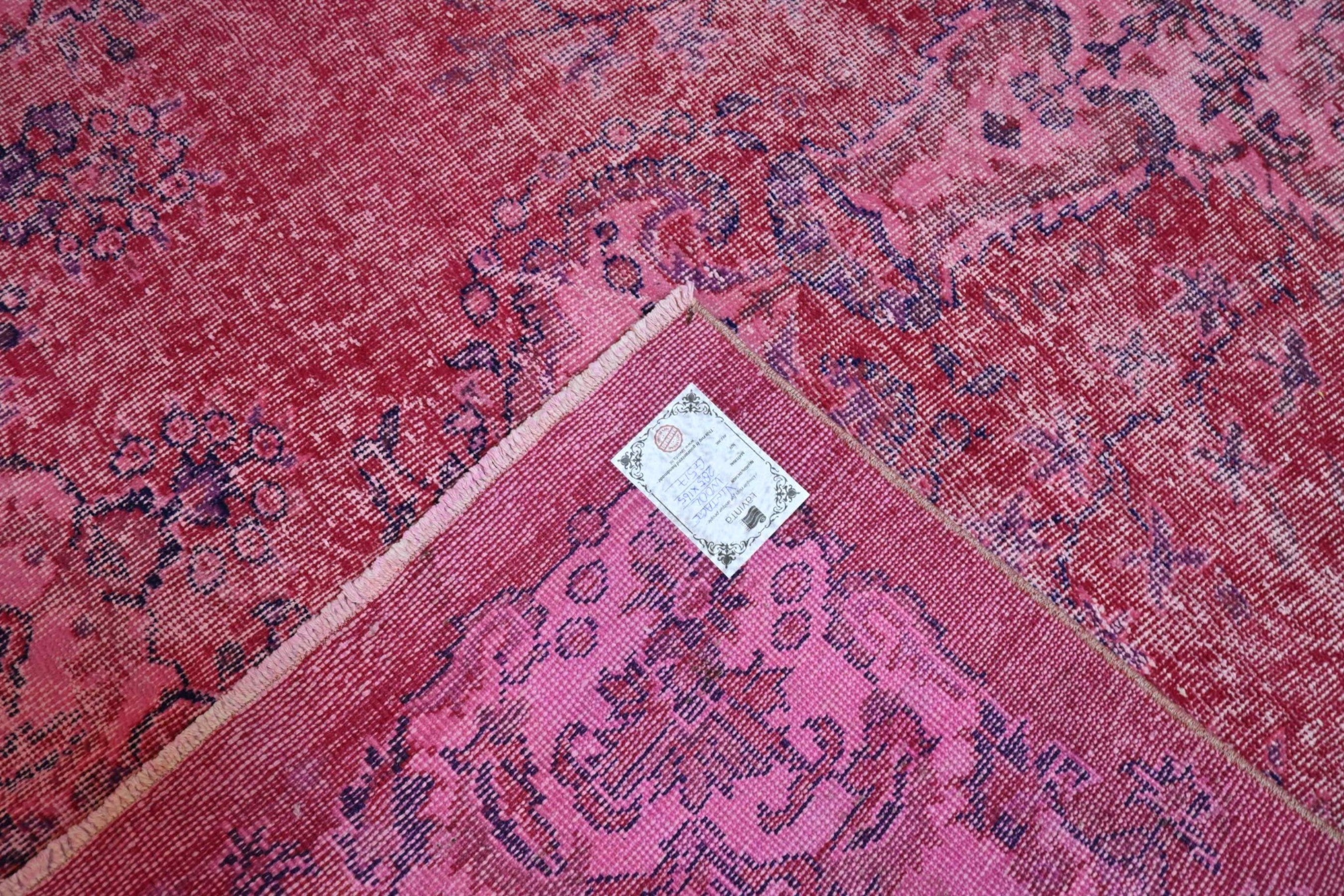 Deep magenta vintage rug - G517