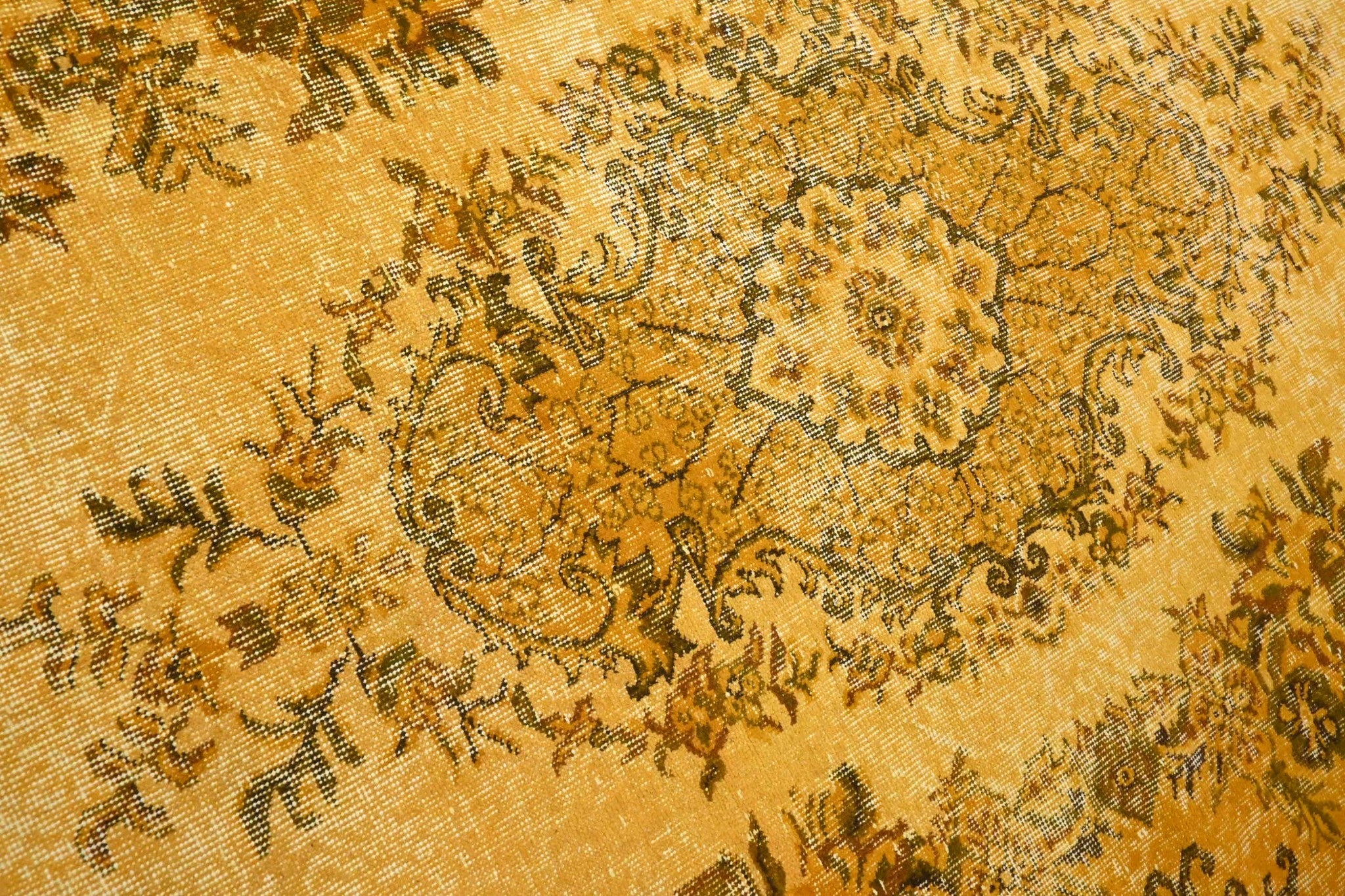 Ochre yellow vintage rug - G527