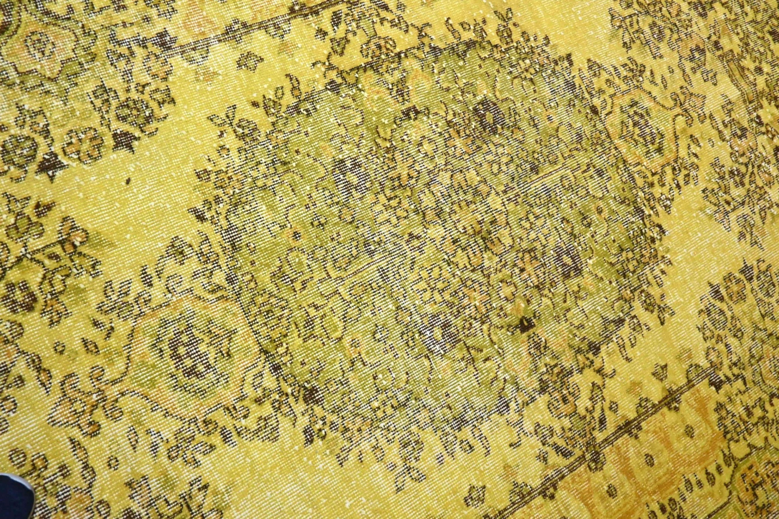 Stately Yellow Vintage Rug - G535