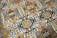 Uniek kazak vloerkleed - G549