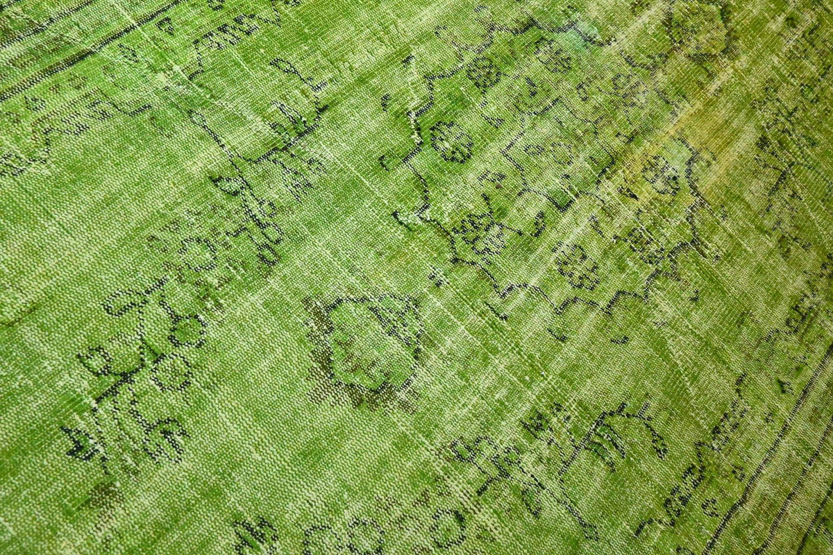 Lush Lime Green Vintage Rug - G649