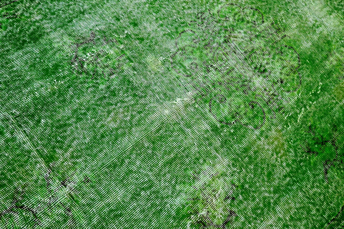 Fresh grass green vintage rug - G654