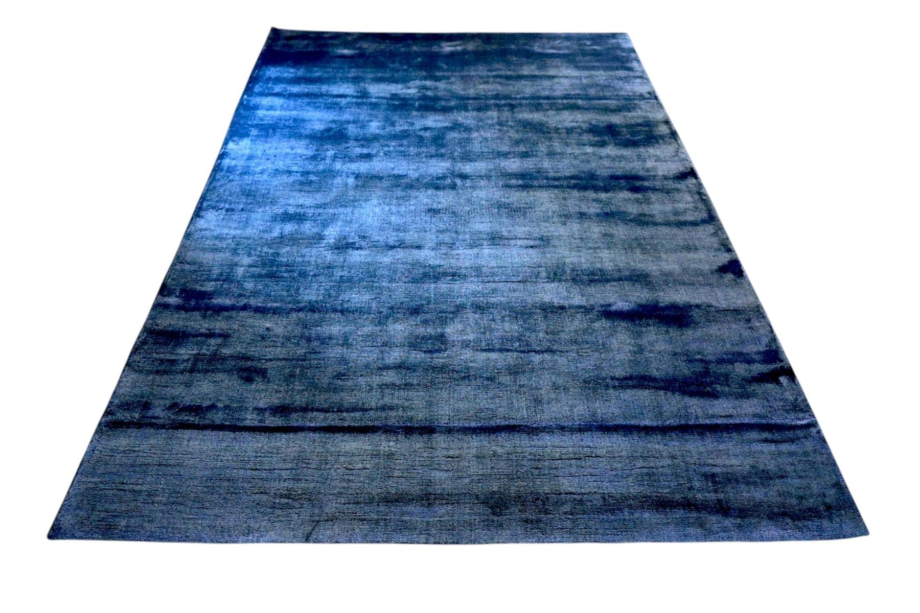 Plain blue rug - F781
