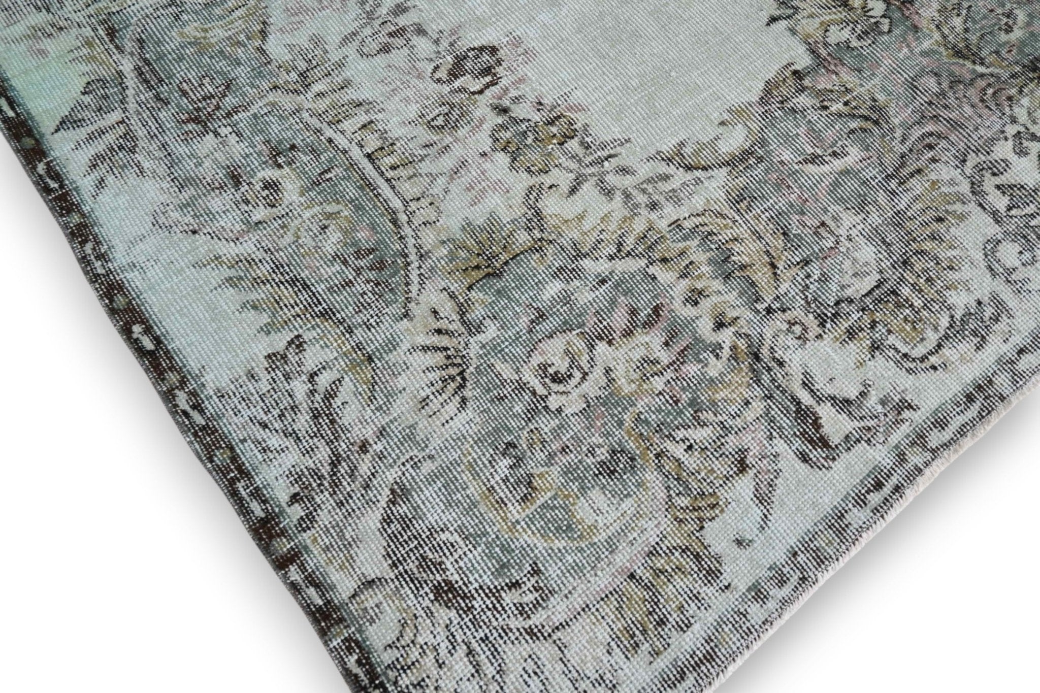 Sereen lichtblauw vintage vloerkleed close-up - G438