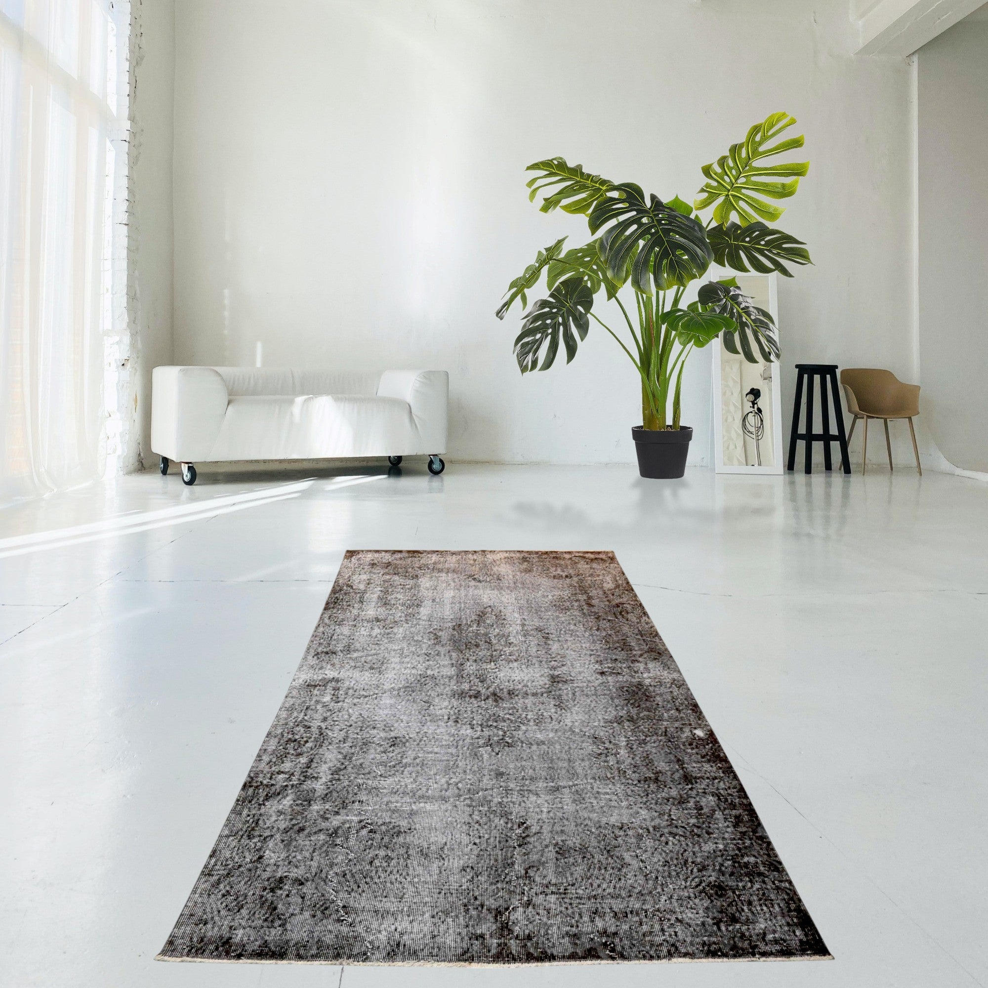 Gray Vintage Rug - F584