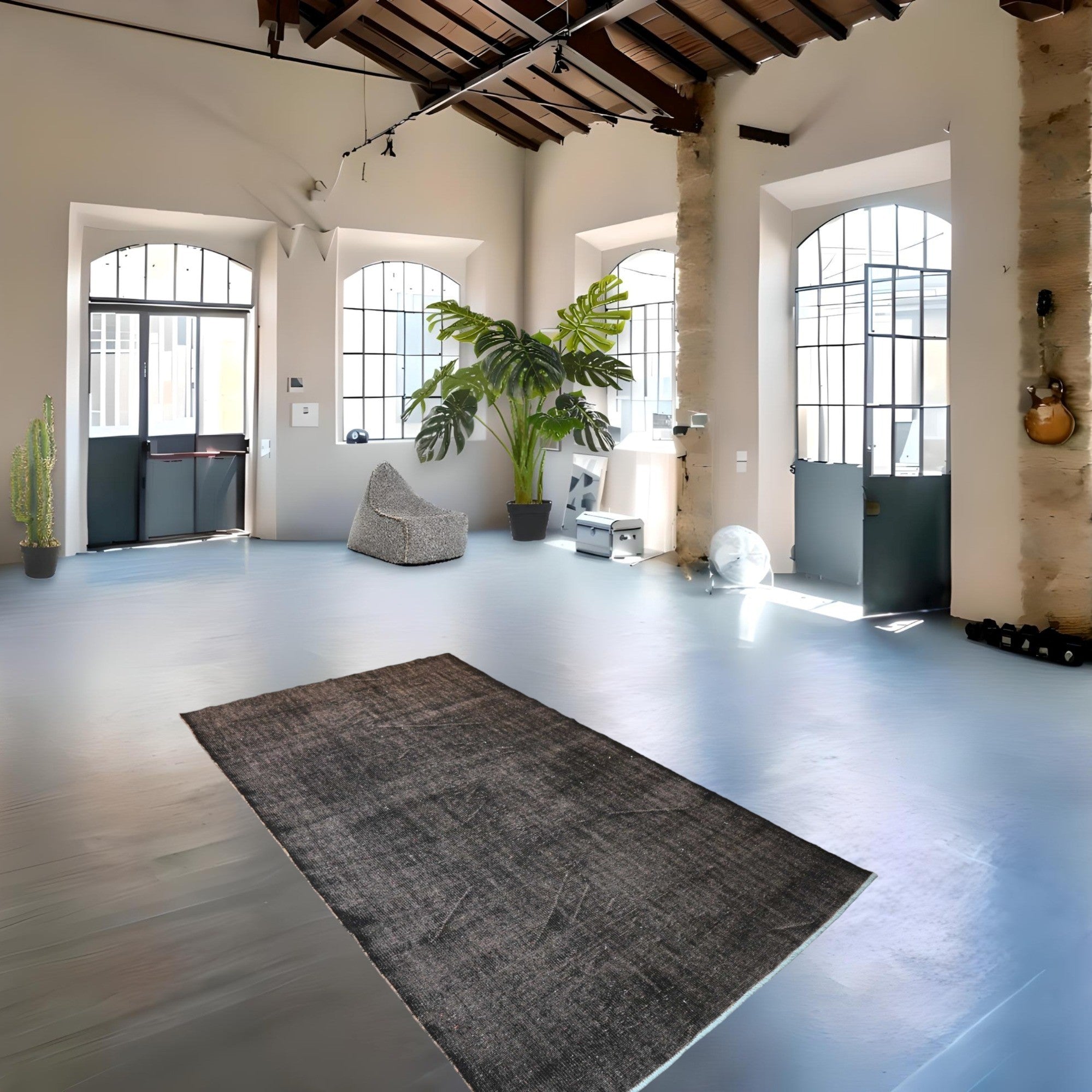 Gray Black Vintage Rug - E983