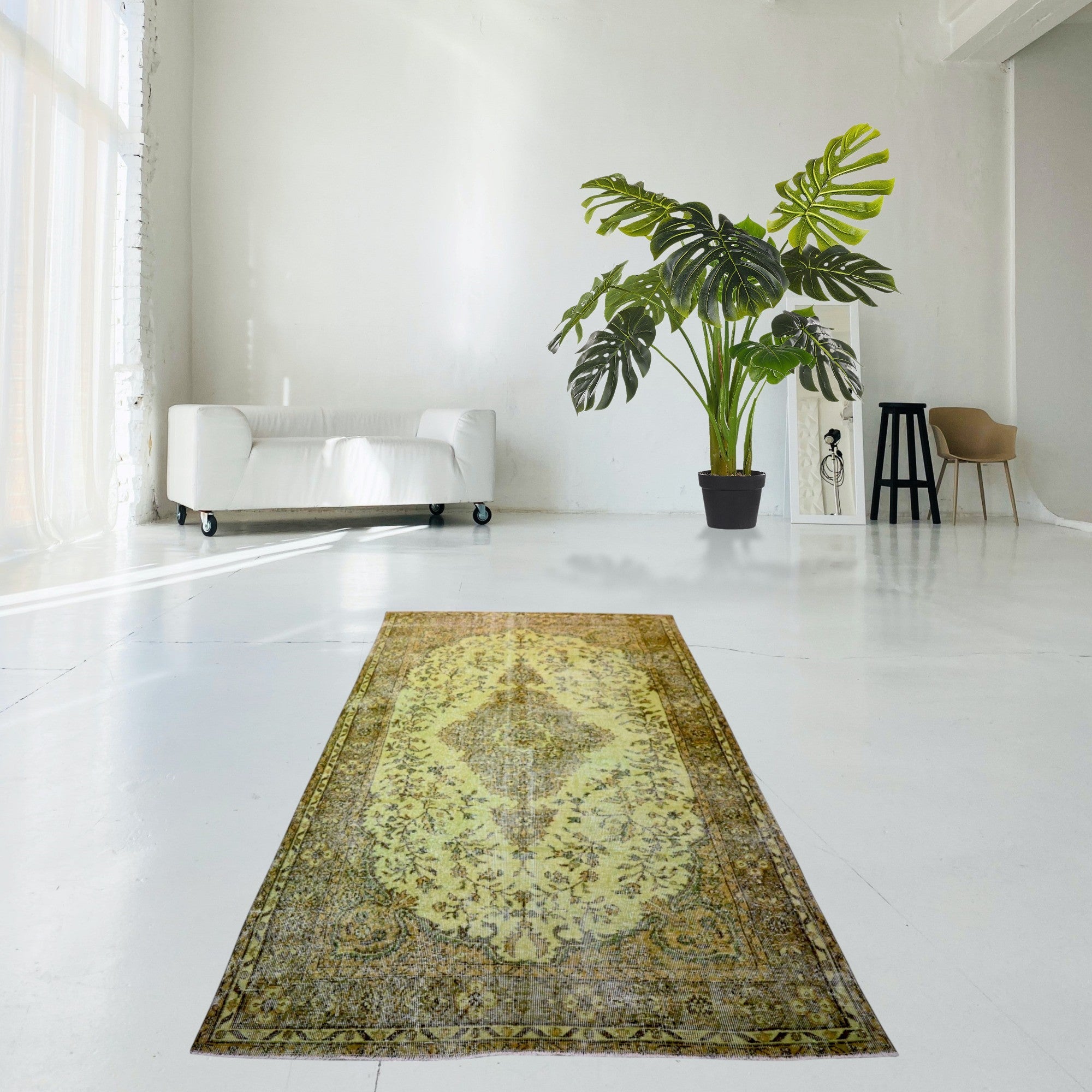 Green Vintage Rug - F591