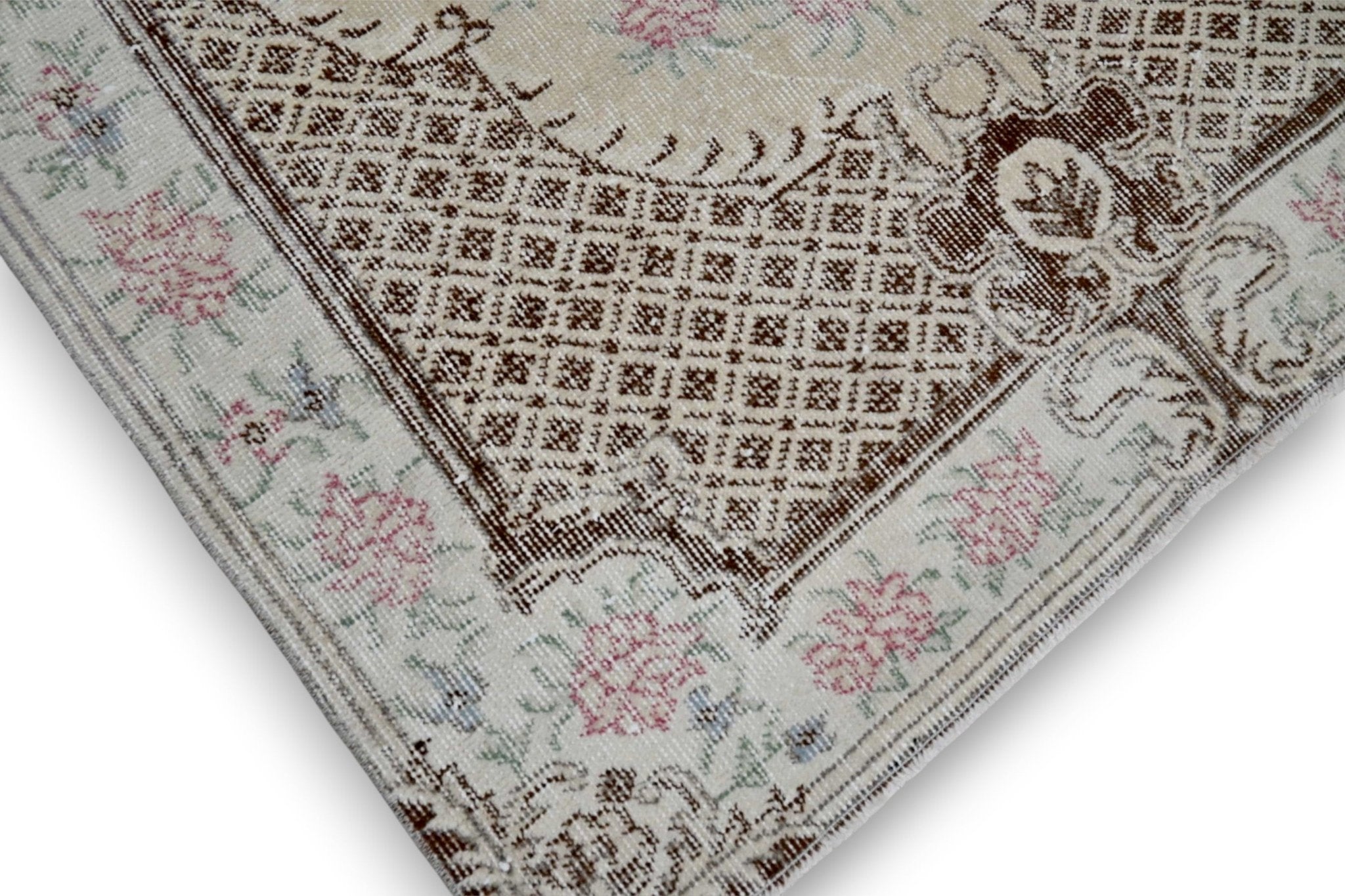 Verfijnd crème vintage vloerkleed close-up - G433