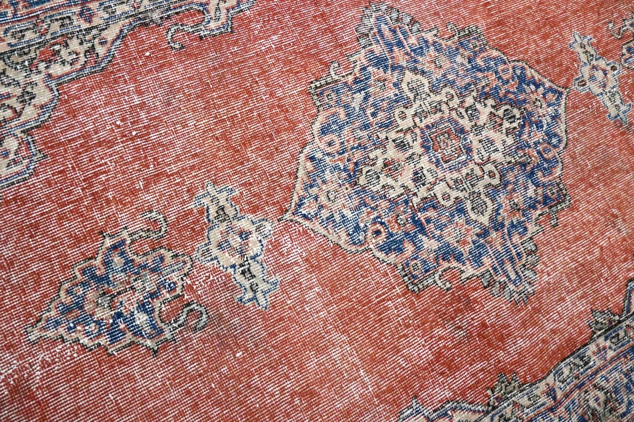 Robuust koraal vintage vloerkleed - G468 - Lavinta