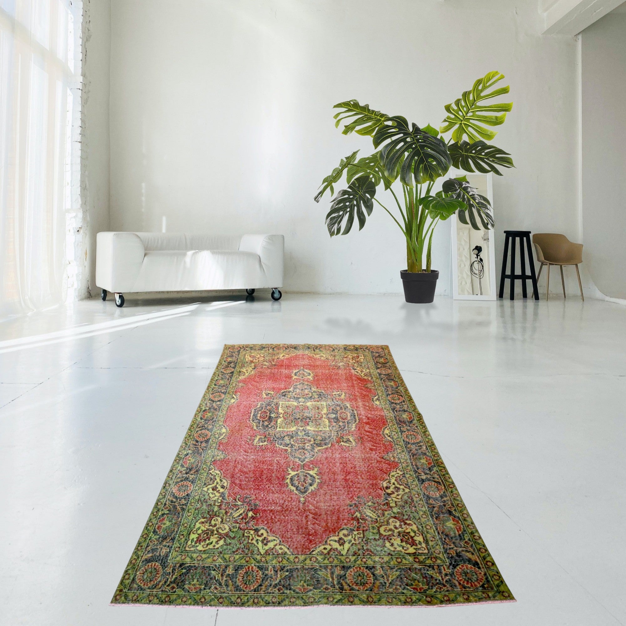 Red Vintage Rug - F544