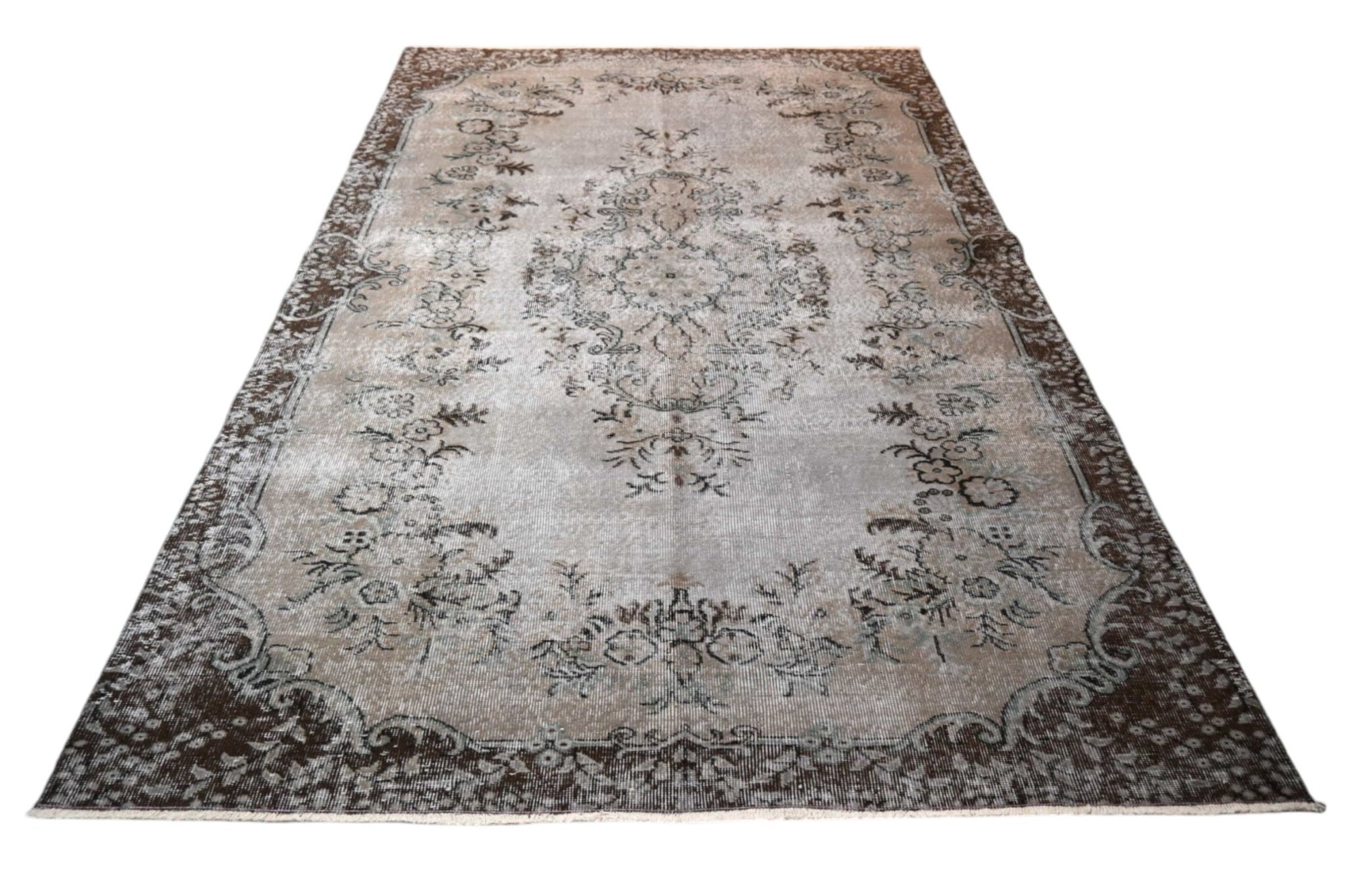 Vintage gray rug - F411