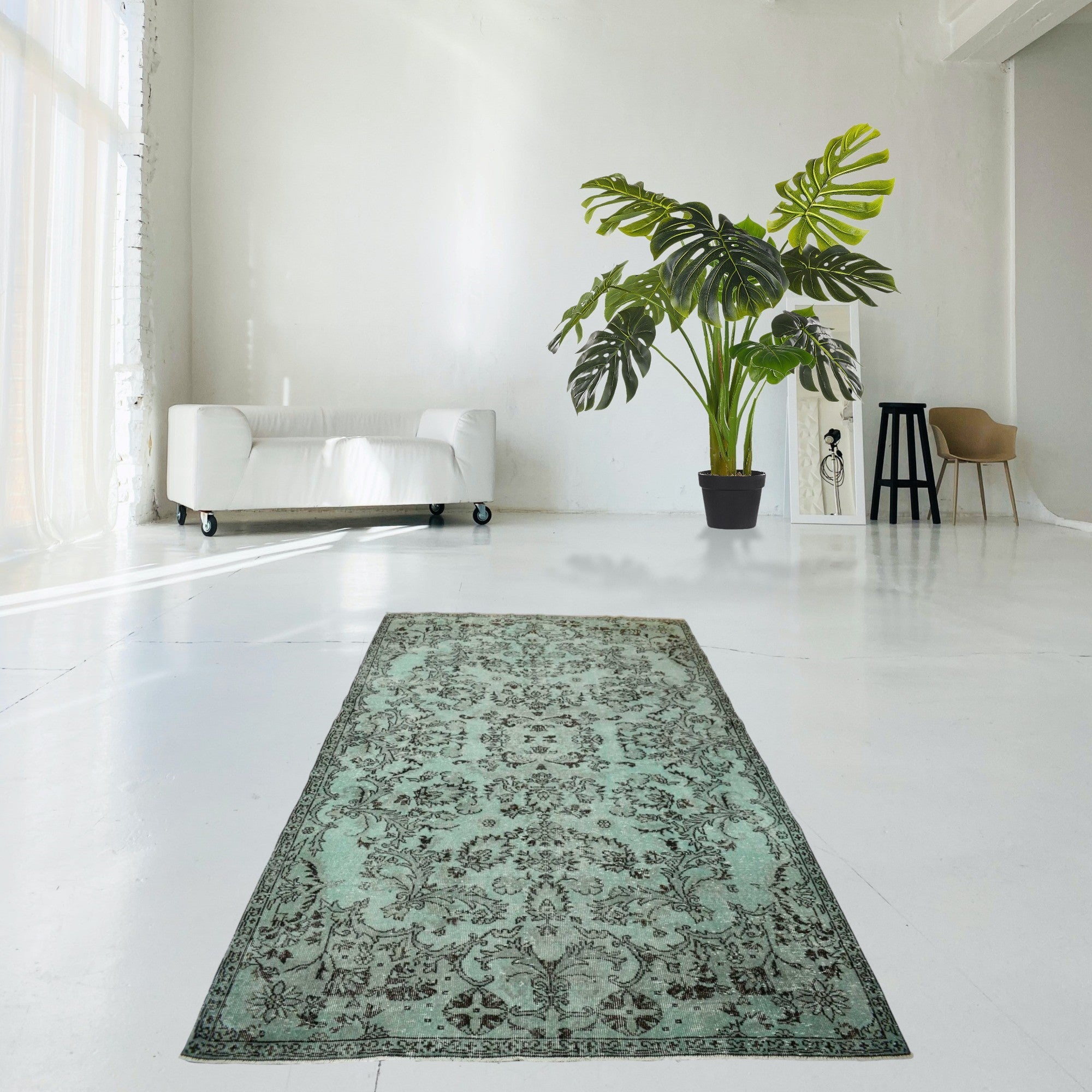 Turquoise Vintage Rug - D848