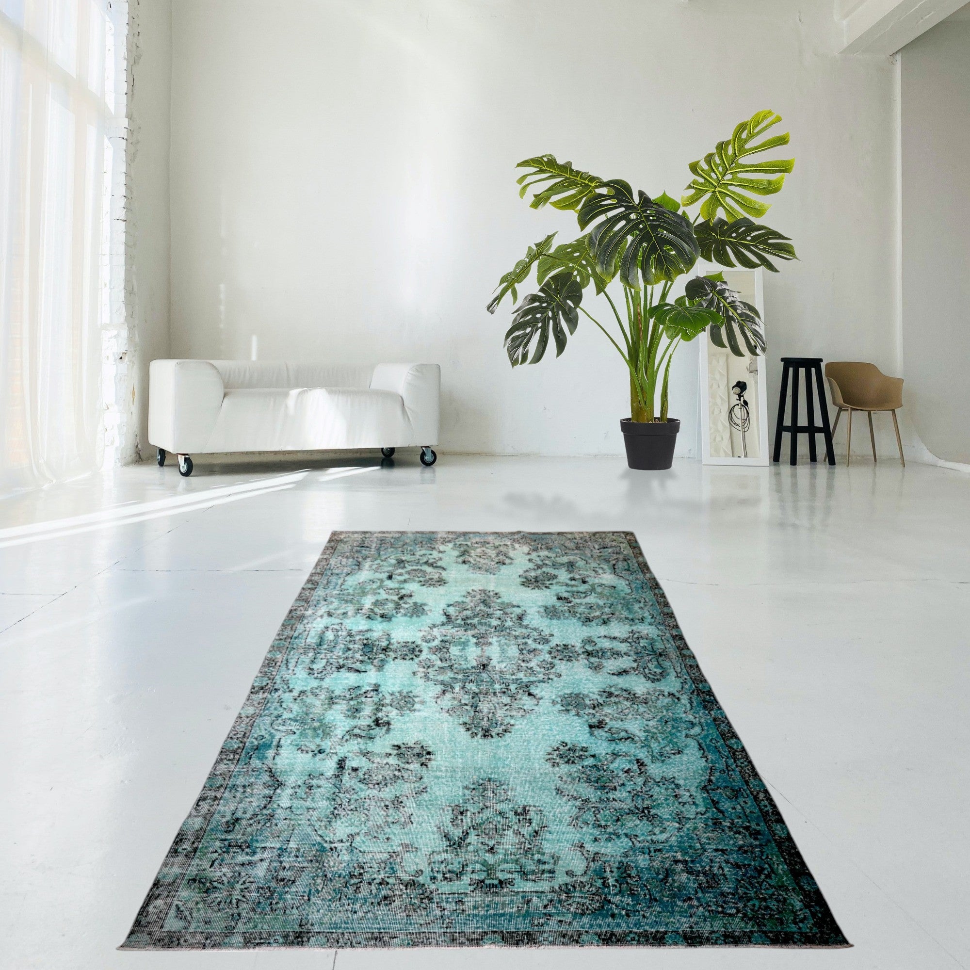 Turquoise Vintage Rug - F403