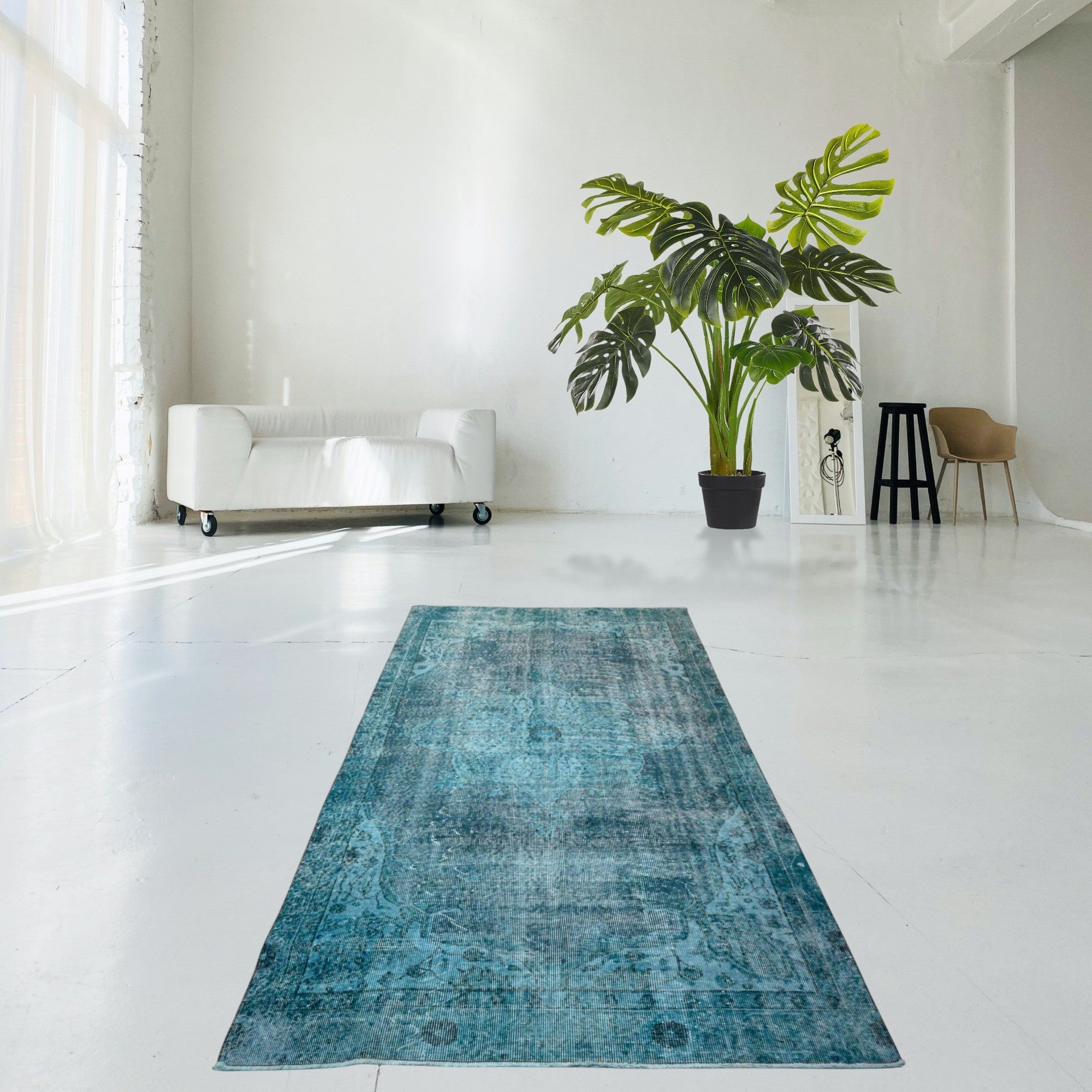 Turquoise Vintage Rug - F586