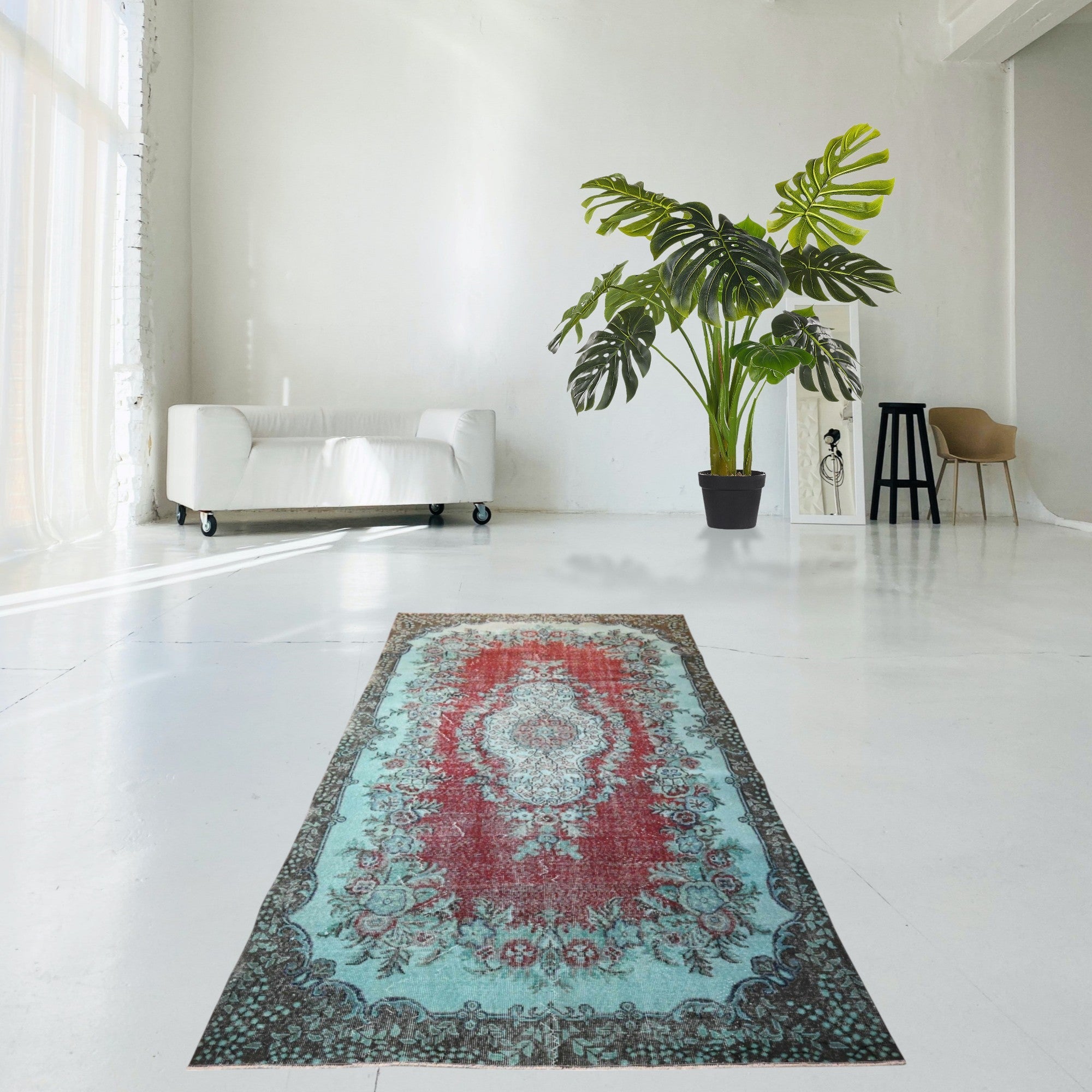 Turquoise Vintage Rug - F589