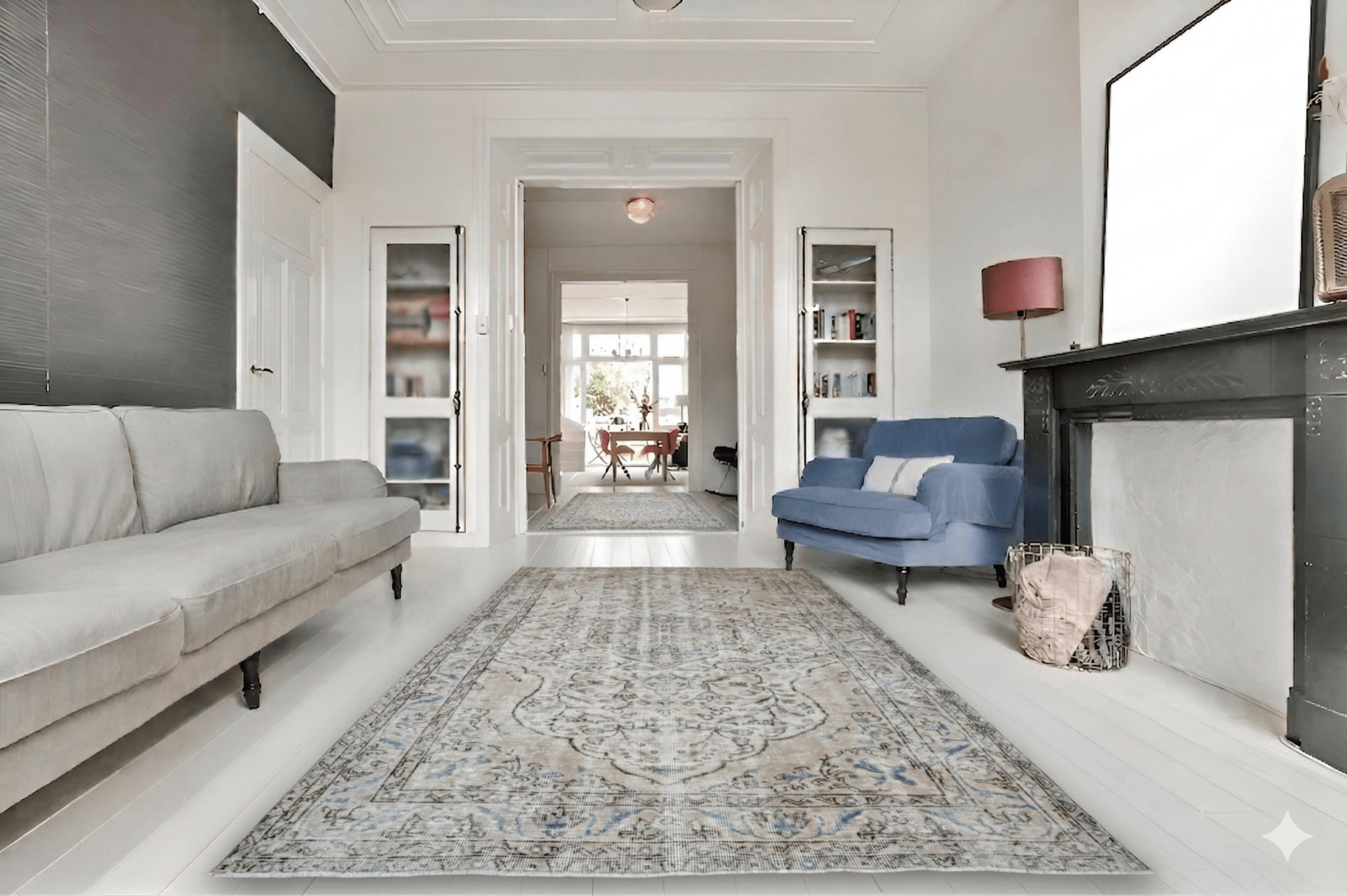 Classic ivory vintage rug - G448