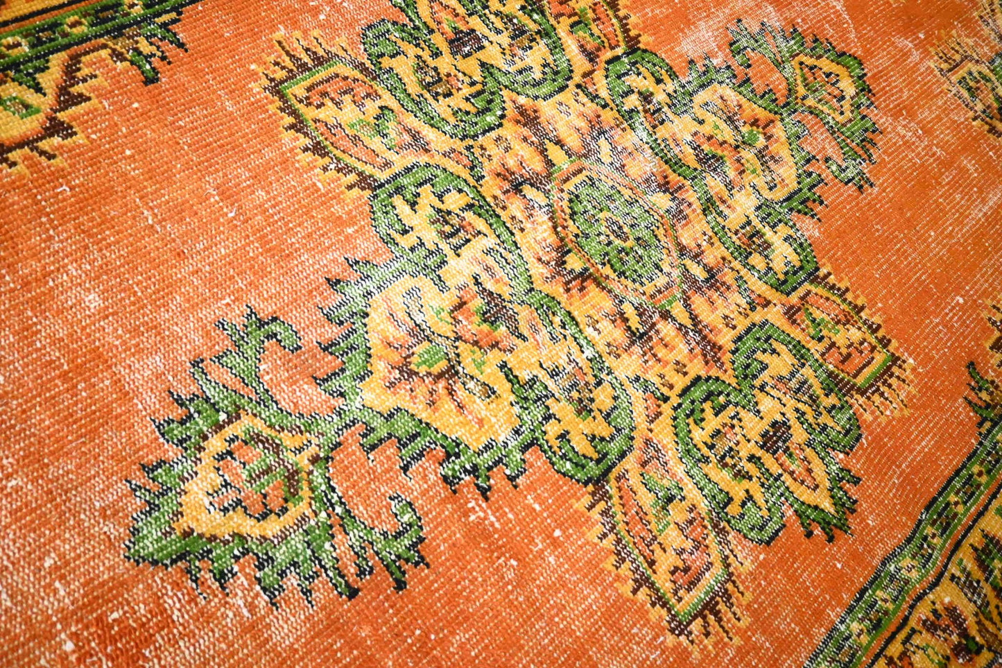 Oranje vintage vloerkleed - E561 - Lavinta